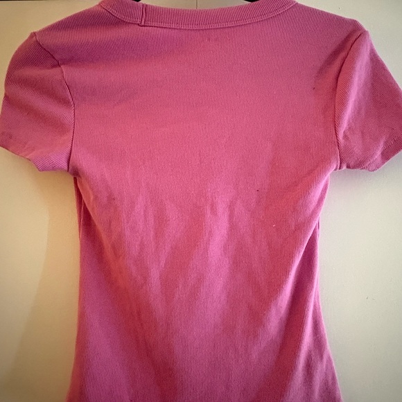 Old Navy Pink Short Sleeve Tee - Picture 2 of 3